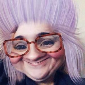 Meet your Posher, Deborah